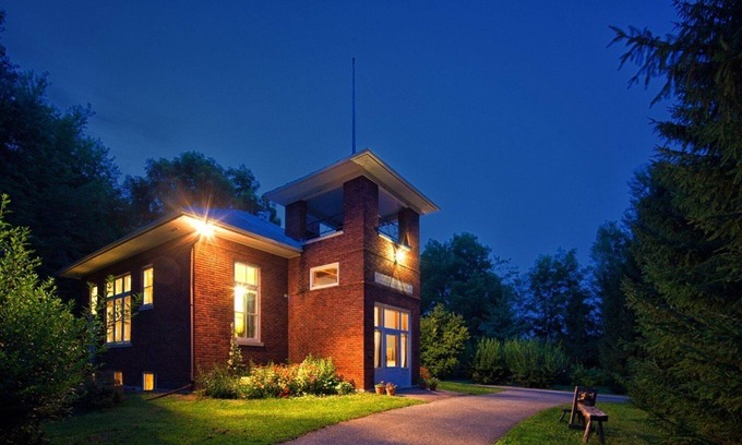La Crosse House | Wilson Schoolhouse Inn-nIdeal For Family Gatherings Or 2-3 Couples