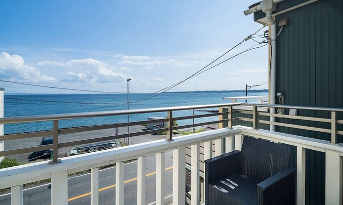 Yokosuka Villa | Wind, cypress and sauna holiday with private SPA at Oceanfront Villa Hale Kahakai