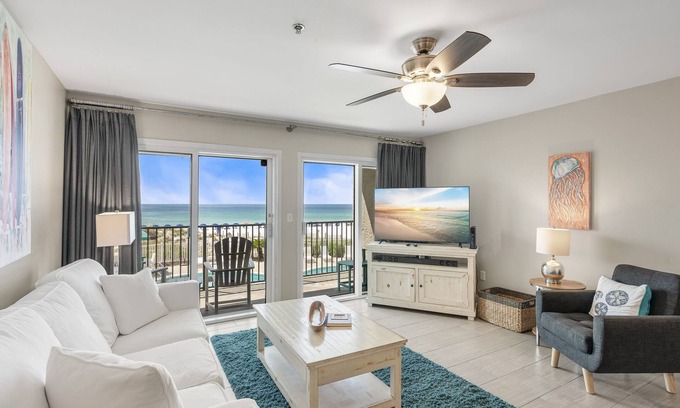 Fort Walton Beach - Destin Condo | Windancer 202. Renovated Gulf Front Condo, Free Beach Service, Pool, Grill