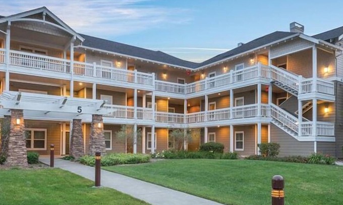 Windsor Resort | Windsor Deluxe Resort 2bdr