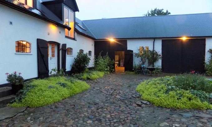 Loderup House | Wingårdhs B&B Österlen