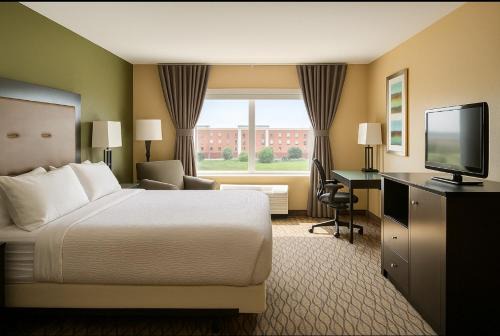Fort Saskatchewan Hotel | Wingate by Wyndham Fort Saskatchewan