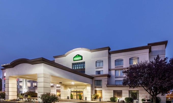 Winchester Hotel | Wingate by Wyndham Winchester