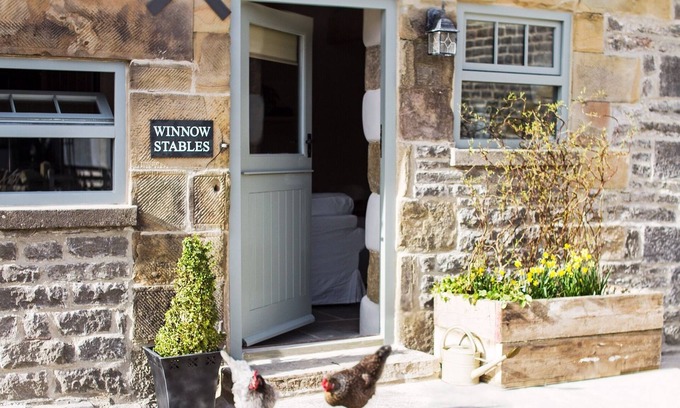 Newton Grange House | WINNOW STABLES - sleeps 4 guests - two en-suite bedrooms