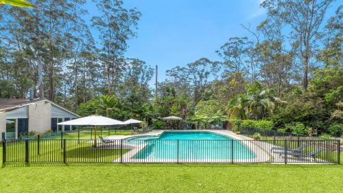 Macmasters Beach House | 'Wirreanda Retreat - Acreage' by Accom Holidays