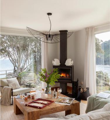 Val De San Vicente Villa | Wishome- Villa privada de ensueño sobre el mar, piscina climatizada