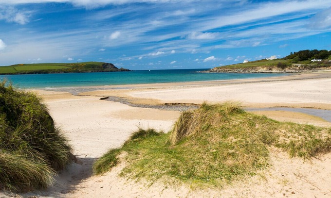 Camelford Cottage | Wisteria Cottage, popular beaches close by