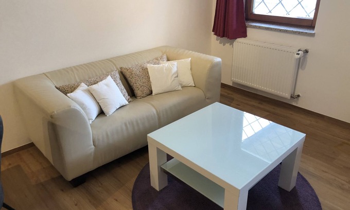 Reichenhofen Apartment | With large sauna & WLAN