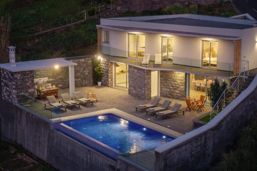 Ponta do Pargo House | With pool and sea view - Vila da Ribeira da Vaca