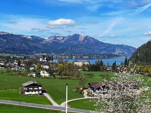 Strobl Apartment | Wolfgangsee Seeblickplatzl