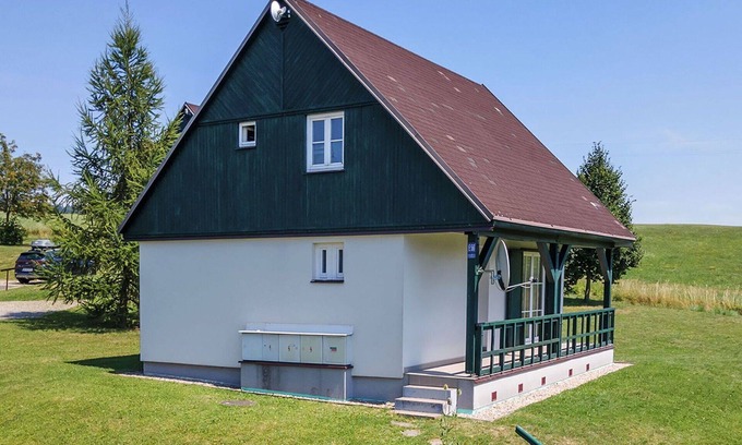Rudnik House | Wonderful private villa for 8 people with WIFI, pool, TV, terrace, pets allowed and parking