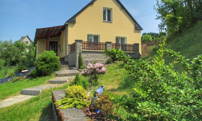 Police nad Metuji House | Wonderful private villa for 12 people with WIFI, private pool, terrace, pets allowed and parking