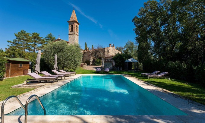 Castellina in Chianti Villa | Wonderful private villa with private pool, WIFI, TV, patio and parking, close to Greve In Chianti