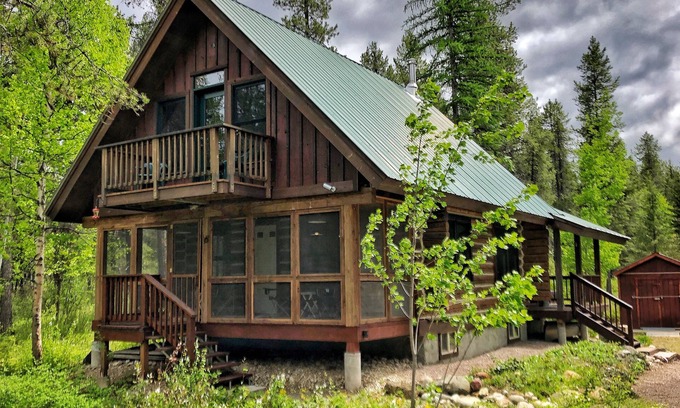 West Glacier Cabin | Wonderful Cabin in the Woods in West Glacier Near Glacier National Park Entrance