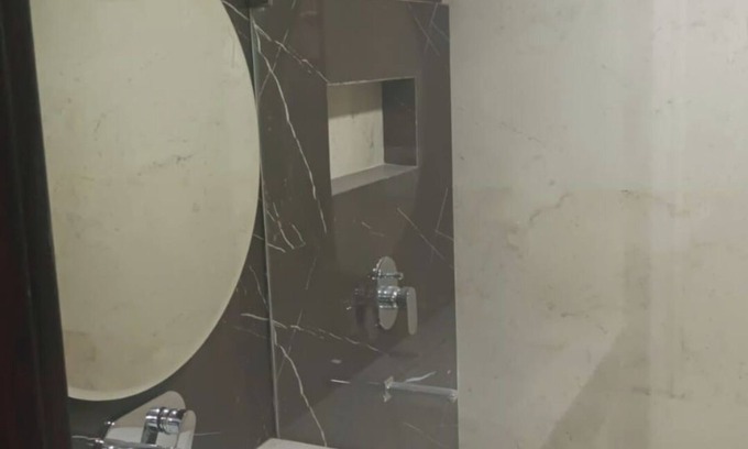 Panchkula Urban Estate Bed & Breakfast | Wonderful clean and modern Apartment in City Beautiful.