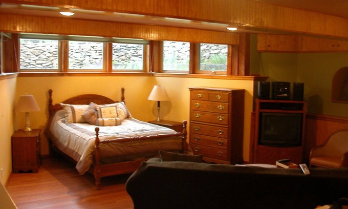 Gold Hill Apartment | Wonderful garden apartment in the town of Gold Hill. Forest trails out backyard.