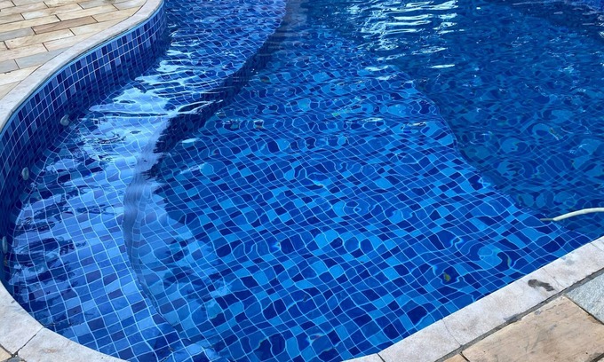 Ubatuba House | WONDERFUL HOME GROUND ! LARGE, WELL PRESERVED AND SURROUNDED BY BALCONY AND GARDEN