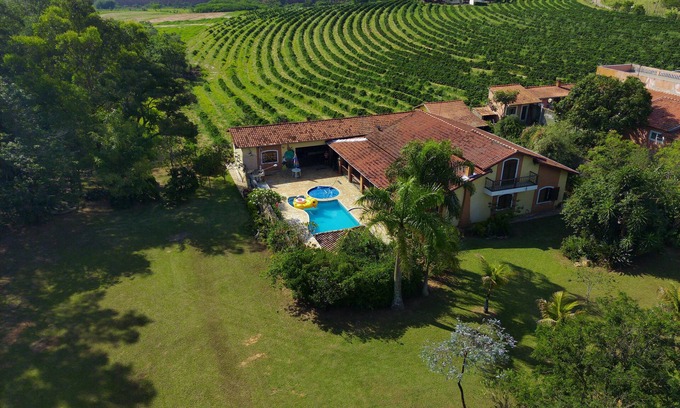 Limeira House | Wonderful place of natural beauty with a farmhouse atmosphere (fiber WIFI)