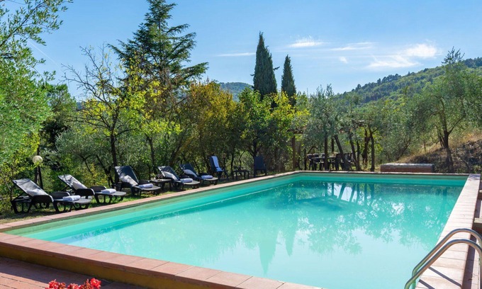 Montevarchi Villa | Wonderful private villa with WIFI, private pool, TV, balcony, pets allowed and panoramic view