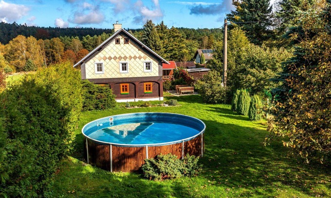 Kamen Villa | Wonderful private villa for 6 guests with WIFI, private pool, TV, patio and parking