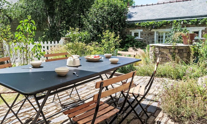 Tremeven Villa | Wonderful private villa for 6 people with WIFI and parking