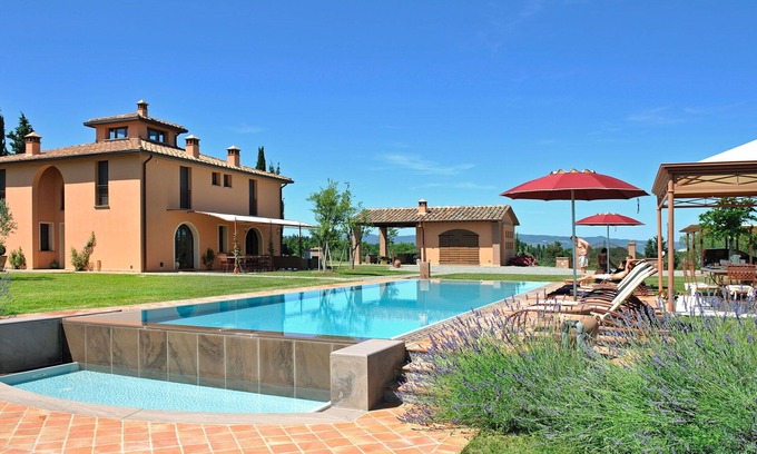 Peccioli Villa | Wonderful private villa for 8 guests with WIFI, private pool, A/C, TV and pets allowed