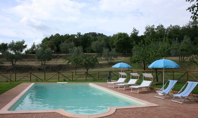 Sinalunga Villa | Wonderful private villa for 4 guests with WIFI, A/C, private pool and TV