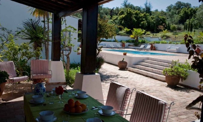 Olhao Villa | Wonderful private villa and swimming pool in Moncarapacho, Eastern Algarve