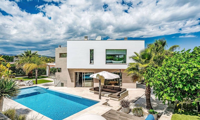 Benitachell Villa | Wonderful private villa for 8 guests with A/C, private pool, WIFI, hot tub, TV and patio