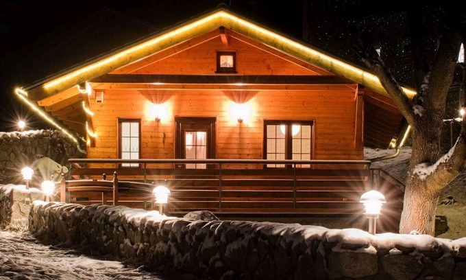 Becov nad Teplou House | Wonderful private villa for 4 people with WIFI, TV, patio and parking
