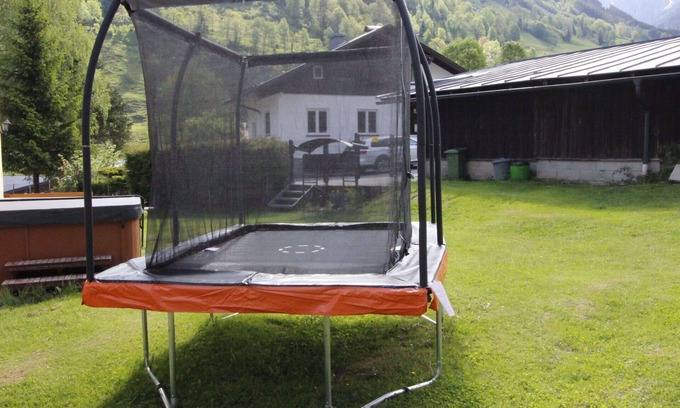 Fusch an der Grossglocknerstrasse House | Wonderful private villa for 22 guests with WIFI, TV, terrace and pets allowed
