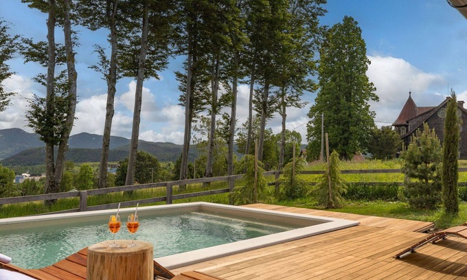 Fuzine Villa | Wonderful private villa for 10 people with private pool, WIFI, hot tub, TV, terrace and pets all.