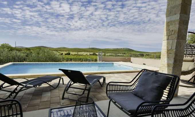 Stankovci House | Wonderful private villa for 8 guests with A/C, WIFI, private pool, TV, terrace and parking
