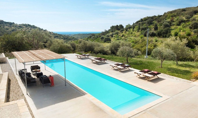 Avola Villa | Wonderful private villa for 9 guests with private pool, A/C, WIFI, TV, terrace and panoramic view