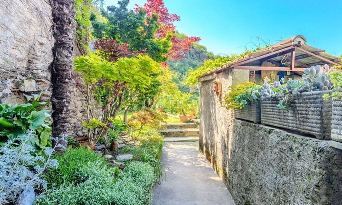 Dervio House | Wonderful private villa for 8 guests with WIFI, TV, patio, pets allowed and panoramic view