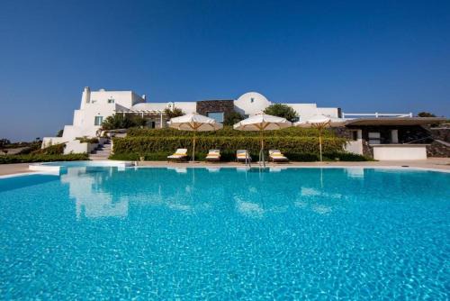 Akrotiri Villa | Wonderful Santorini Villa 5 En-Suite Bedrooms Villa Elysium Heated Pool & Caldera Views Akrotiri