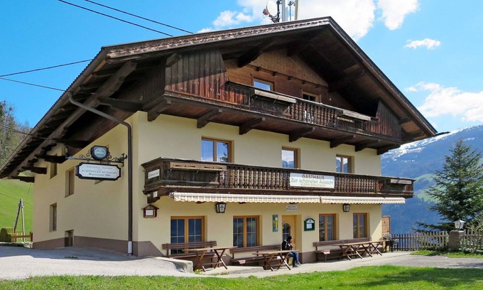Zellbergeben House | Wonderful villa for 24 guests with WIFI, TV, terrace, pets allowed, panoramic view and parking