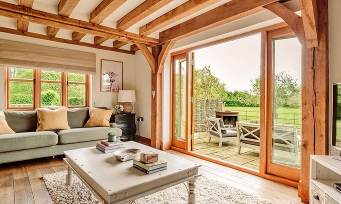 Beckford House | Wonderful villa for 7 people with WIFI and parking