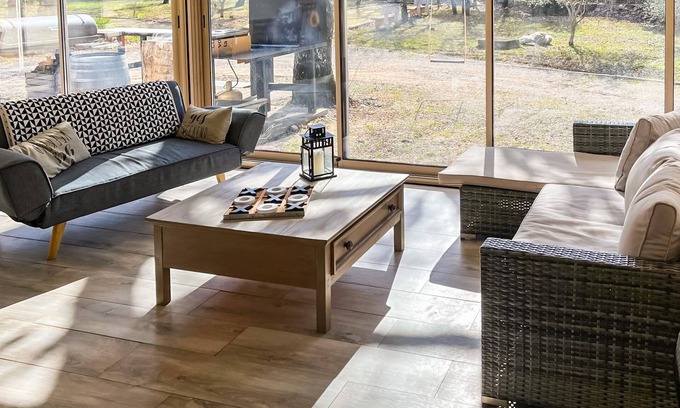 Gras House | Wonderfully idyllic located vacation home with all comforts.