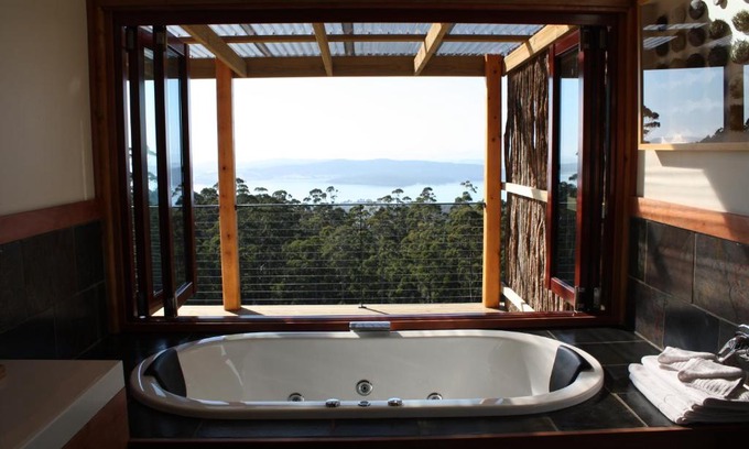 Woodbridge Cabin | Woodbridge Hill Hideaway