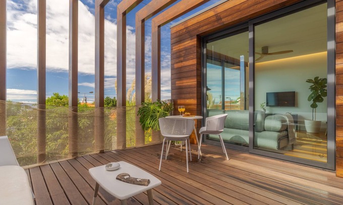 Jardim do Mar Villa | Woodlovers Jardim - Villa in Jardim do Mar With Private Pool And Sea Views