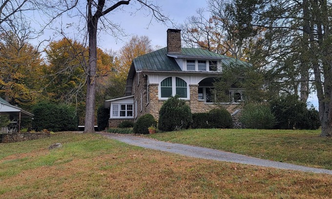 Lowesville House | Woodson's Mill house