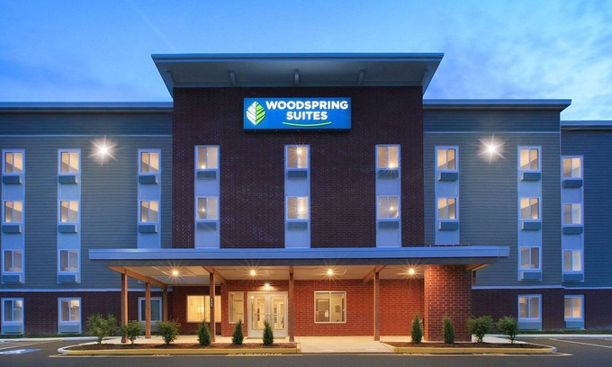 Stafford Hotel | WoodSpring Suites Quantico