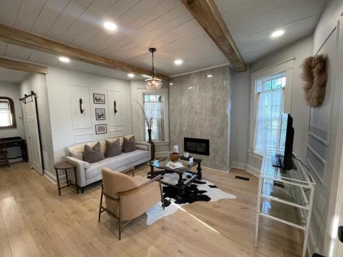 Alma Apartment | Woodworth Place Apartments