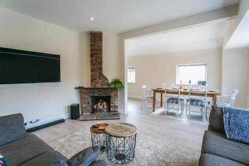 East Wittering House | Woolamai - East Wittering