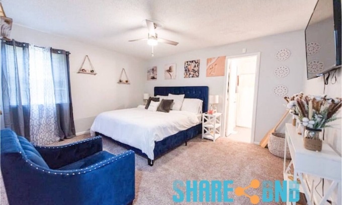 Sherwood House | Work & Relax ~ Near LRAFB ~ King Bed ~ Patio