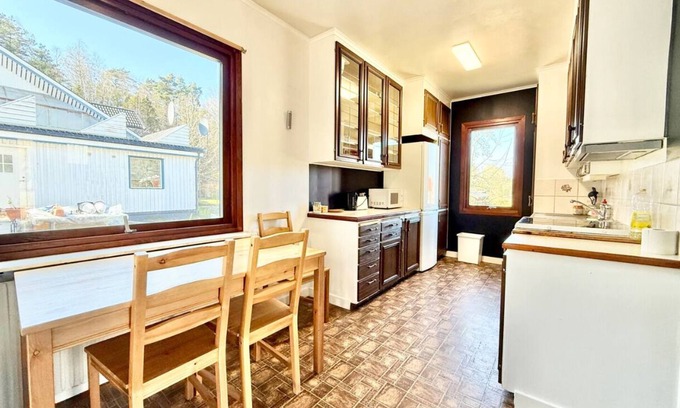 Goteborg Municipality Apartment | Workers - 4BR - 2bath - Angered - All-inclusive