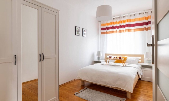 Krzyki Apartment | Wrocław Apartment - Balcony, Park and Tram nearby - by Rentujemy