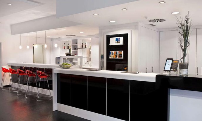 Friedrichstadt Hotel | Wyndham Garden Duesseldorf City Centre Koenigsallee