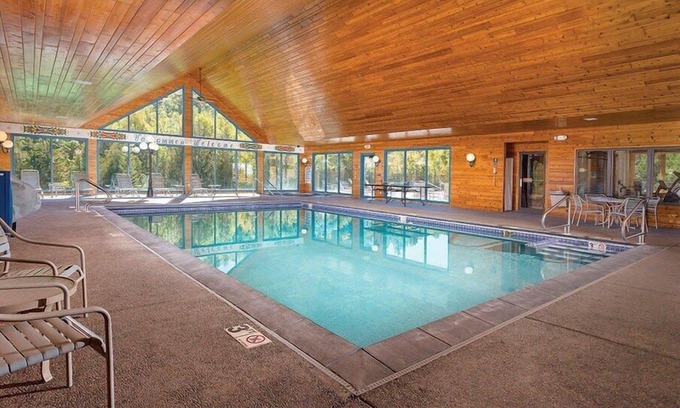 Fish Creek Condo | Wyndham Little Sweden | 2BR/2BA King Balcony Suite